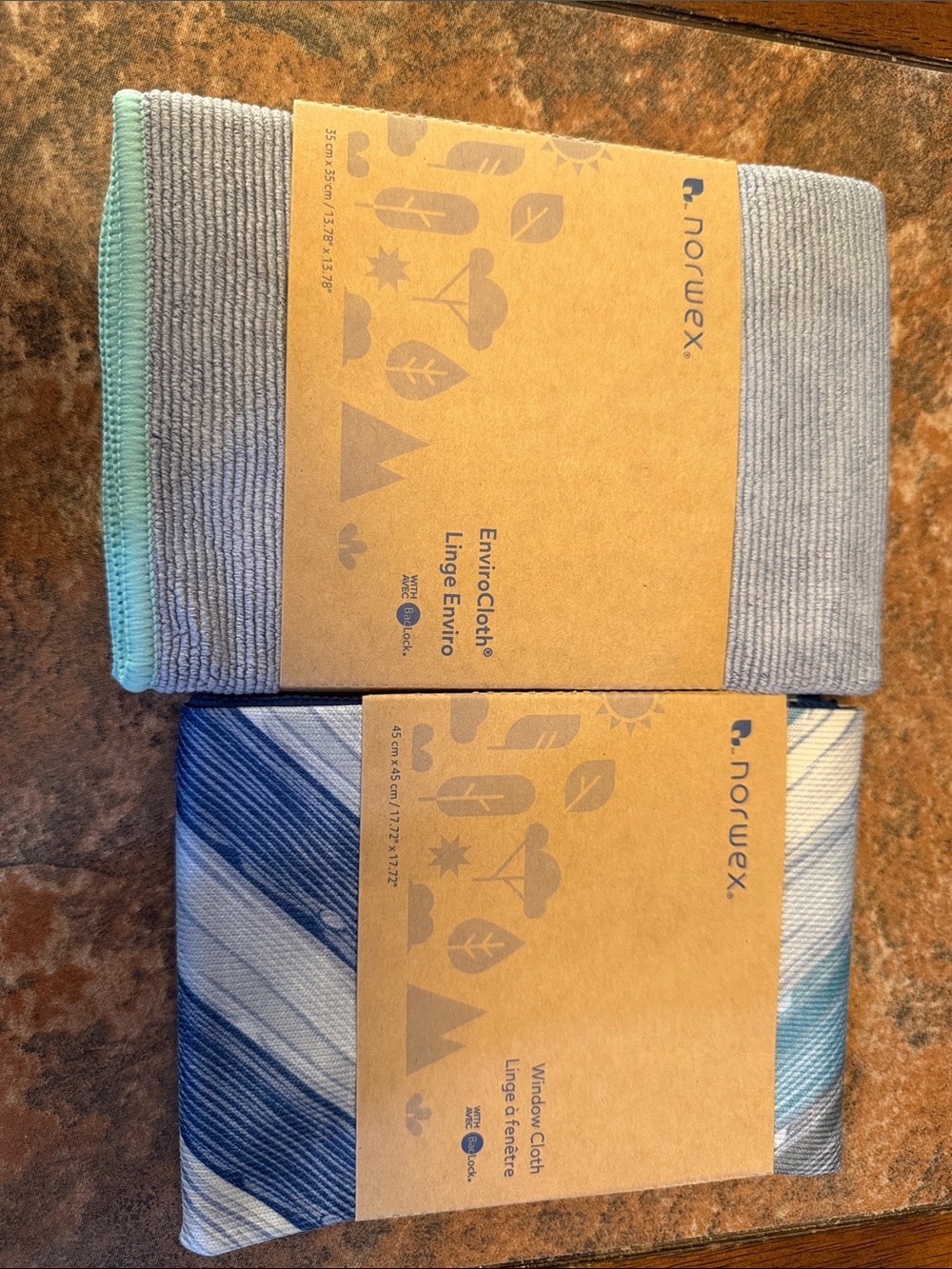 Norwex EnviroCloth and Window Cloth set